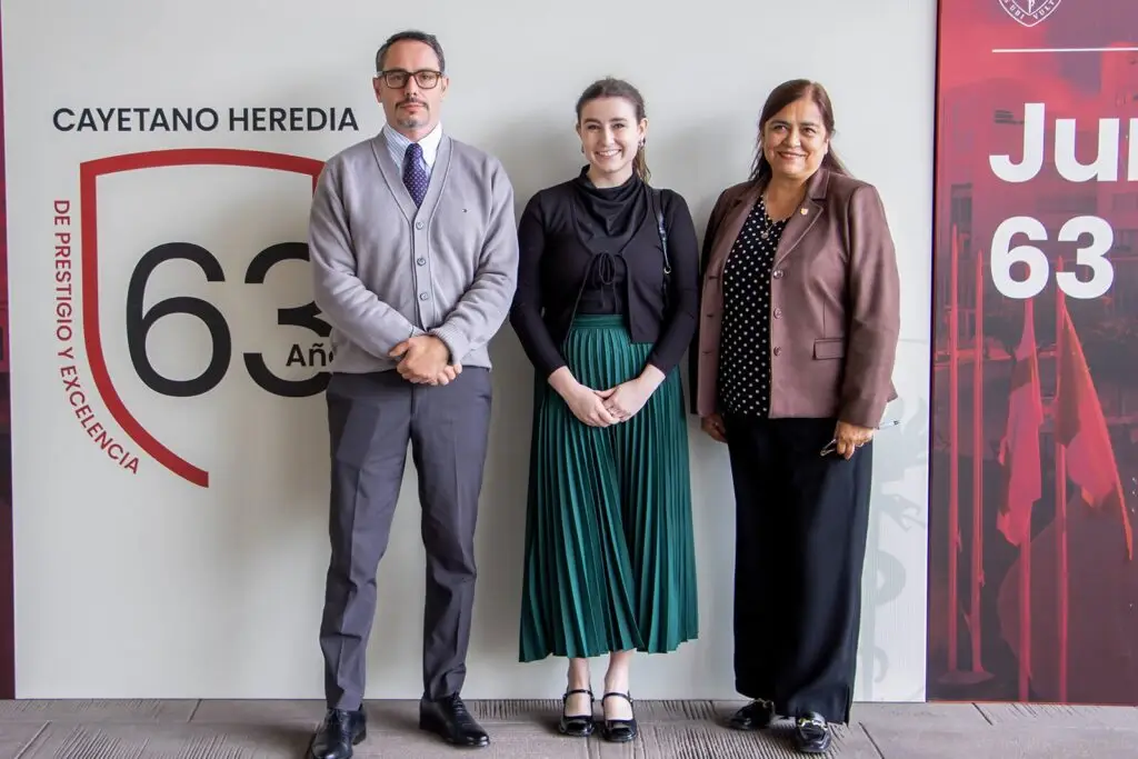 Visit from Angelo State University representative strengthens international ties for the benefit of Nursing students