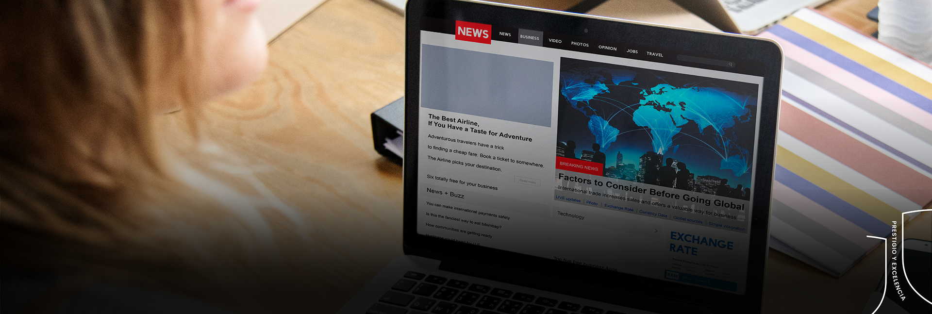 chica-leyendo-noticias-hd